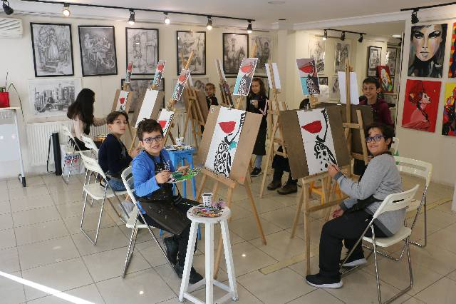 çağatay sanat_resim kursu_grafik_moda tasarım_hobi resim_yetenek sınavları_güzel sanatlar liselerine hazırlık_work shop (17)
